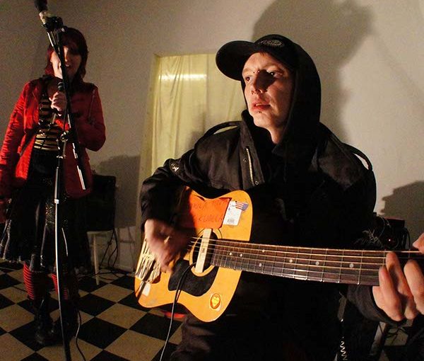 Liim-dyl-anarina, Gordon Sibelius, Zuge, Jyrki Nissinen & Isotissinen – ‘Ainonpäivä’ | concert